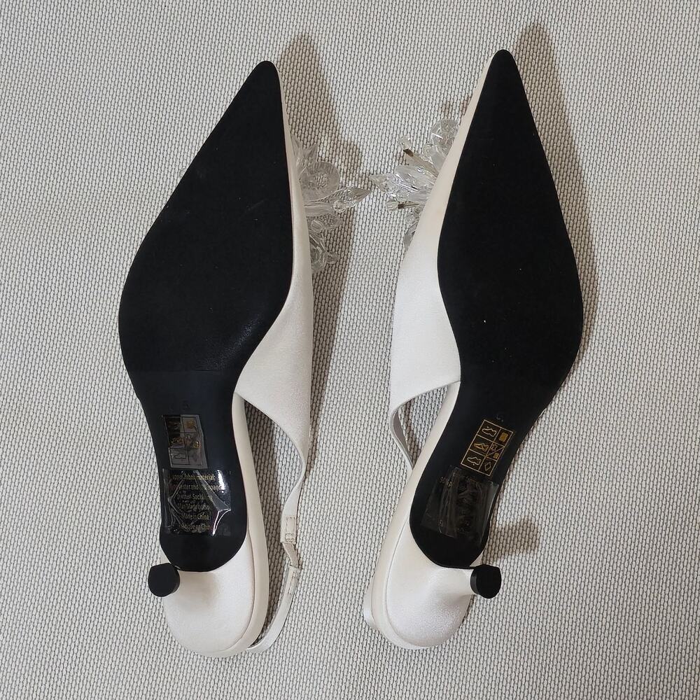 Jeffrey Campbell Kitten Heel Slingback White Satin Crystal Embellishment Sz 6.5 - Picture 5 of 7